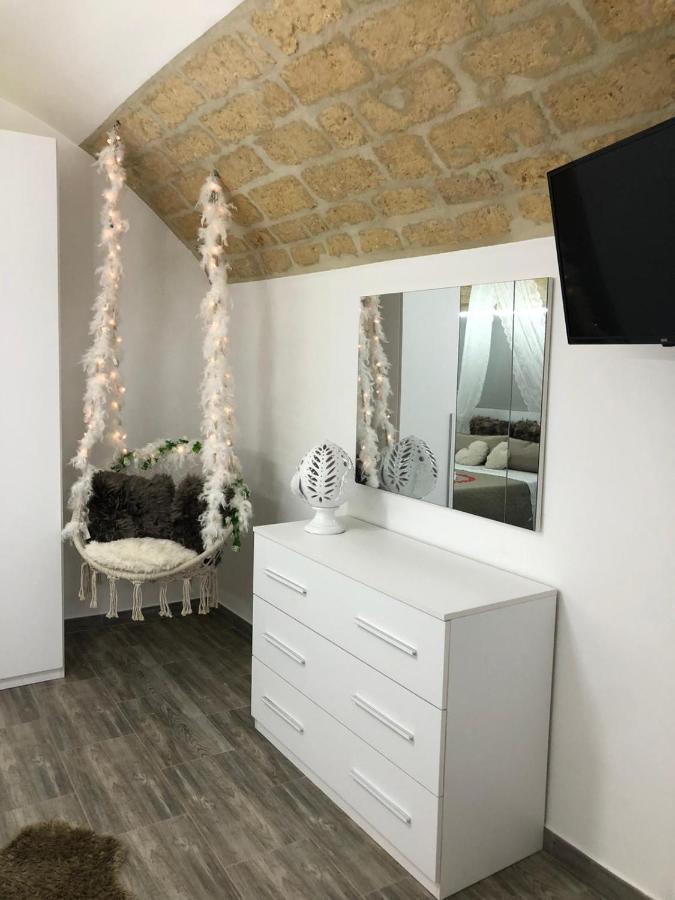 Dimora Vittoria Villa Bari Exteriör bild