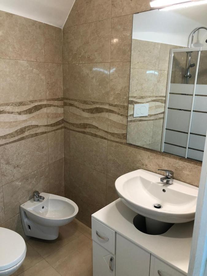 Dimora Vittoria Villa Bari Exteriör bild