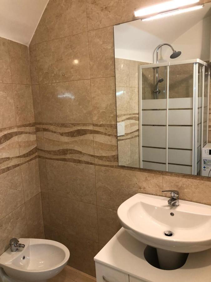 Dimora Vittoria Villa Bari Exteriör bild