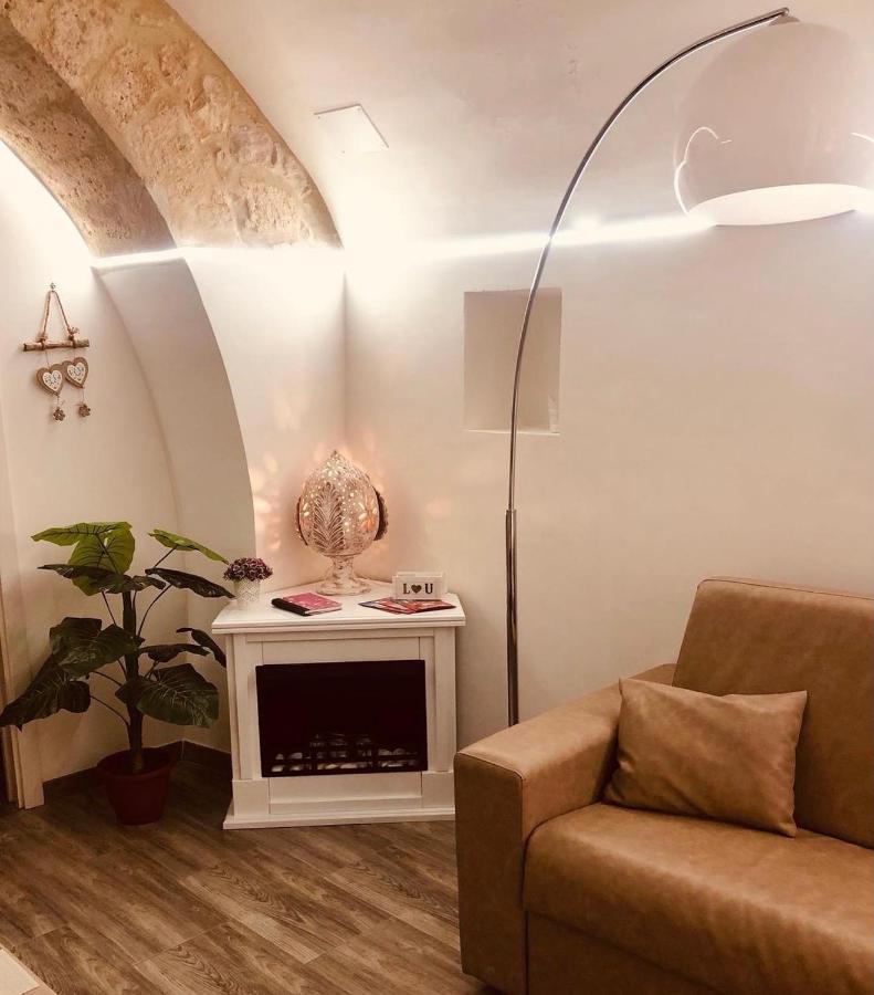 Dimora Vittoria Villa Bari Exteriör bild